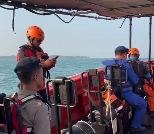 Hari ke-9, 22 Kapal SAR Sisir Selat Sunda Cari 8 Korban Speed Boat Hilang Pencarian SAR