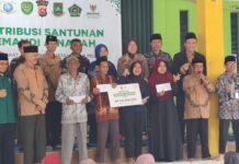 BAZNAS Cilegon Salurkan Rp176,4 Juta untuk 294 Pemandi Jenazah Santunan Pemandi Jenazah