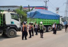 Tekan Risiko Kecelakaan, Dishub Cilegon Tutup U-Turn di Depan Cilegon Park Penutupan Jalan