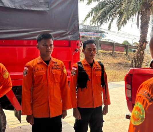 Dinding Sumur Ambruk, Warga Lebak Tertimbun Tanah Saat Menggali hingga 15 Meter Evakuasi SAR