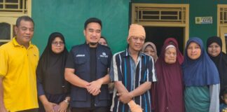 Jahidi Masih Berjuang Pulih, Bantuan Rp30 Juta Datang dari Robinsar dan BAZNAS Cilegon Korban Penusukan