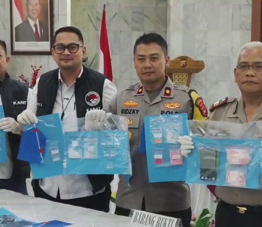 Sabu 22 Gram Ditemukan di Vila Anyer, Dua Pria Diciduk Polisi Kasus Narkoba