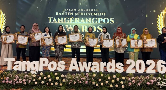 Para pemenang penghargaan